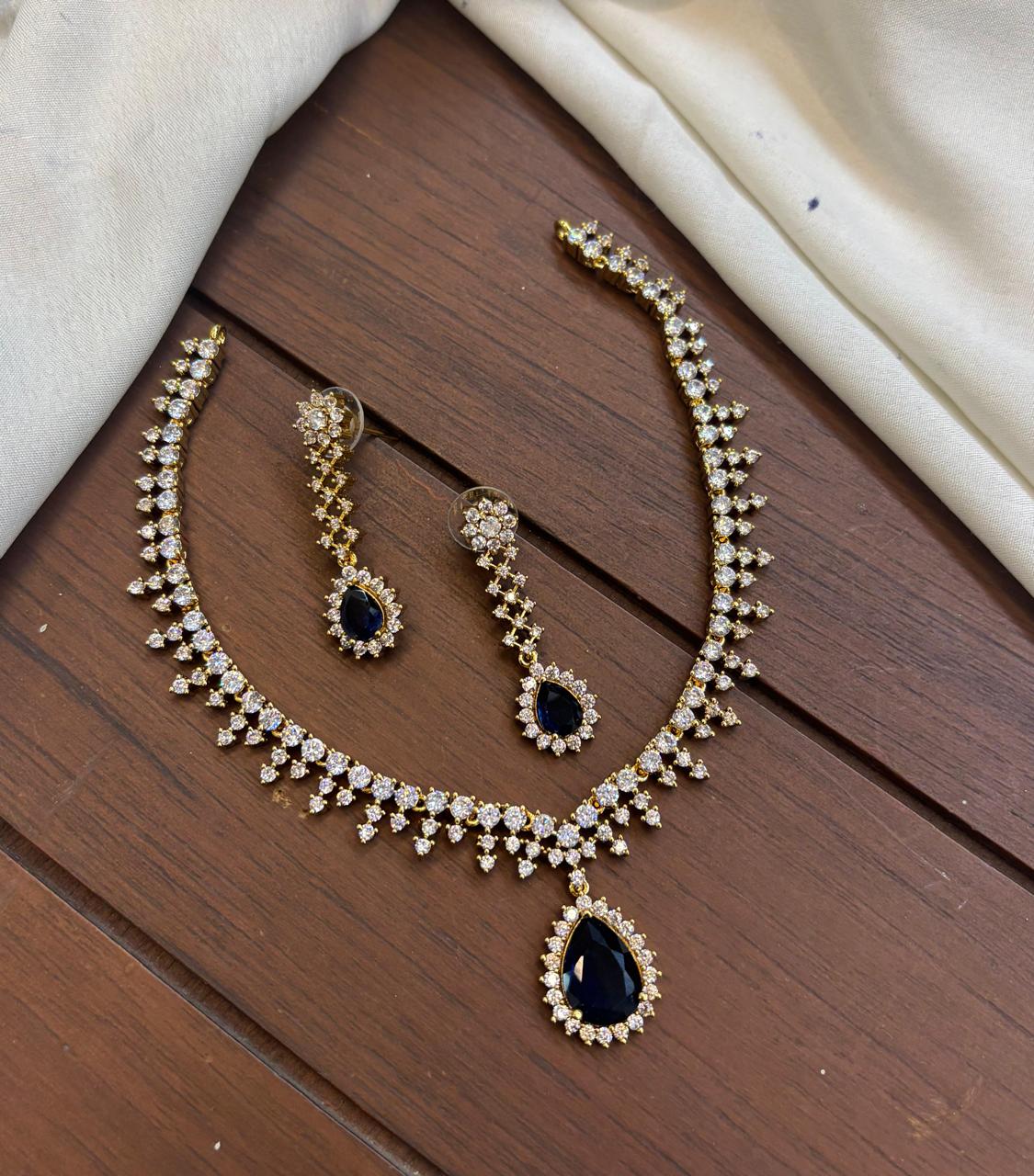 matt-finish-ad-stone-victorian-design-necklace-set