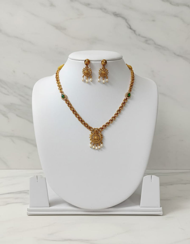 Antique Finish AD Stone Necklace Set