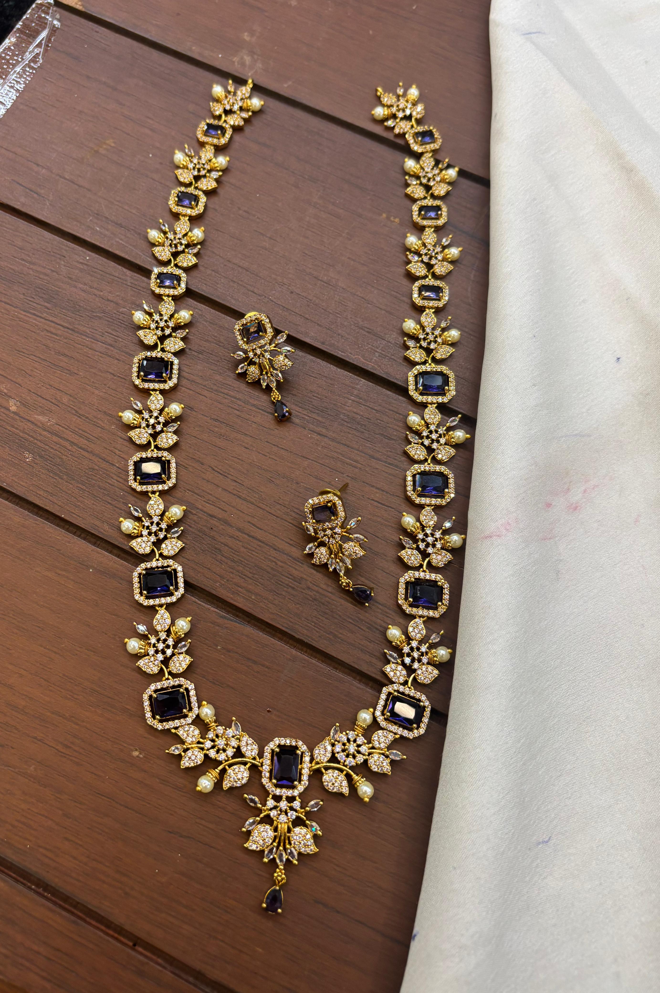 gold-finish-ad-stone-floral-design-haram-set