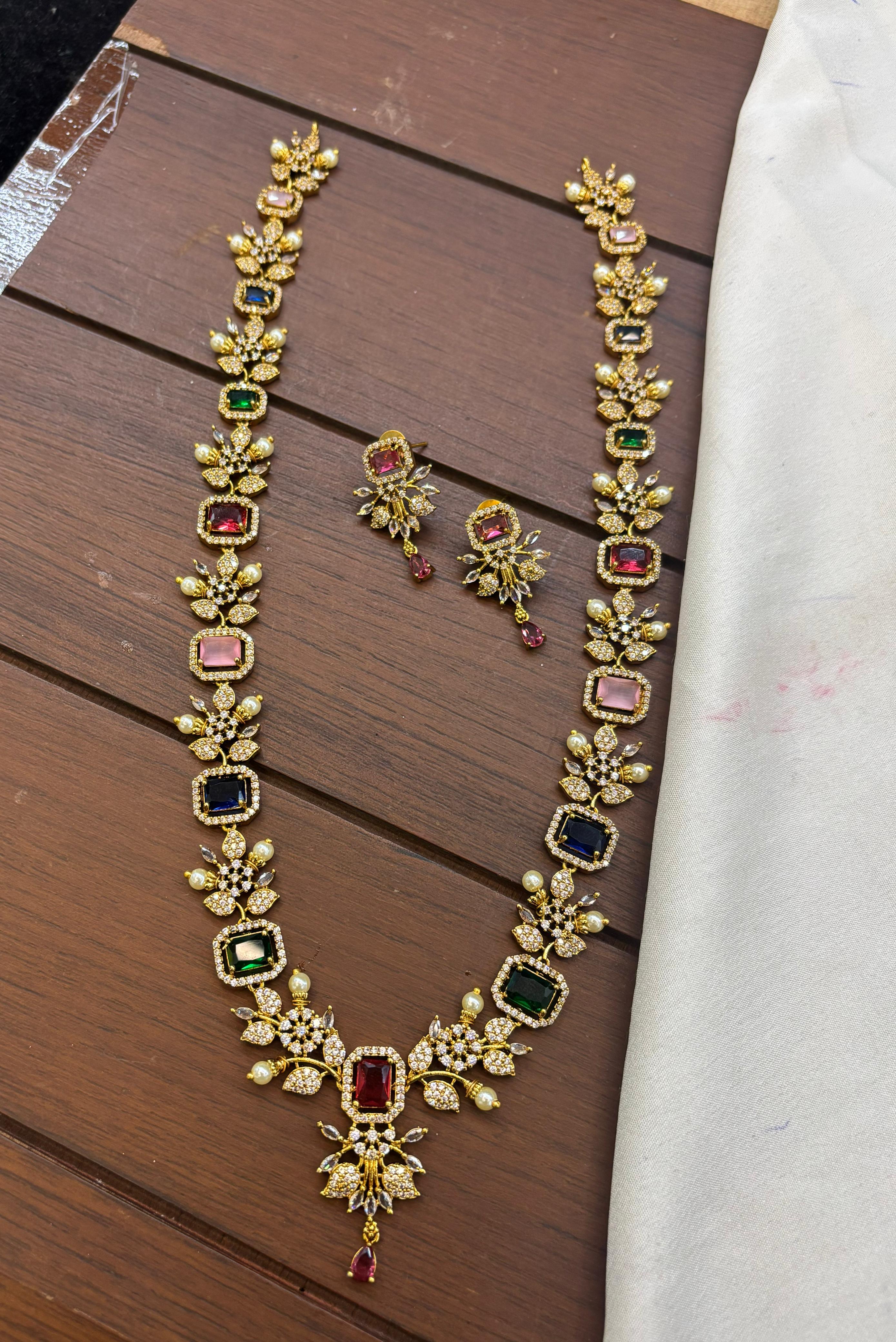 gold-finish-ad-stone-floral-design-haram-set