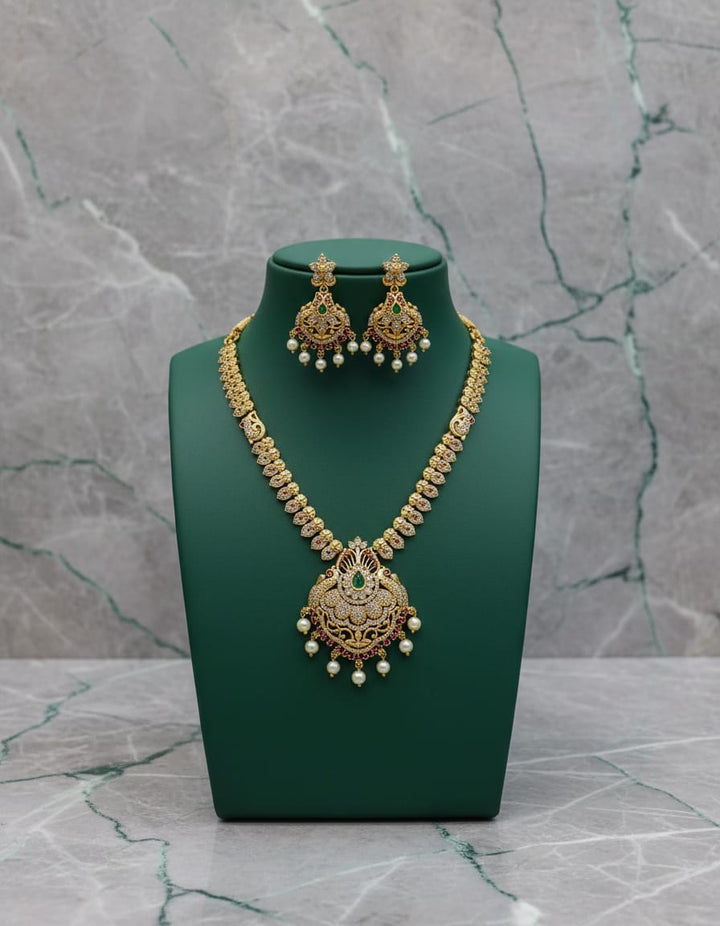 Antique Design AD Stone Necklace Set