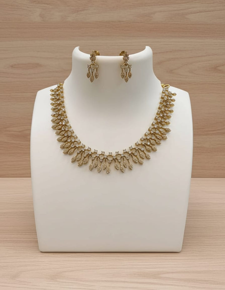 Mehndi Polish AD Stone Necklace Set