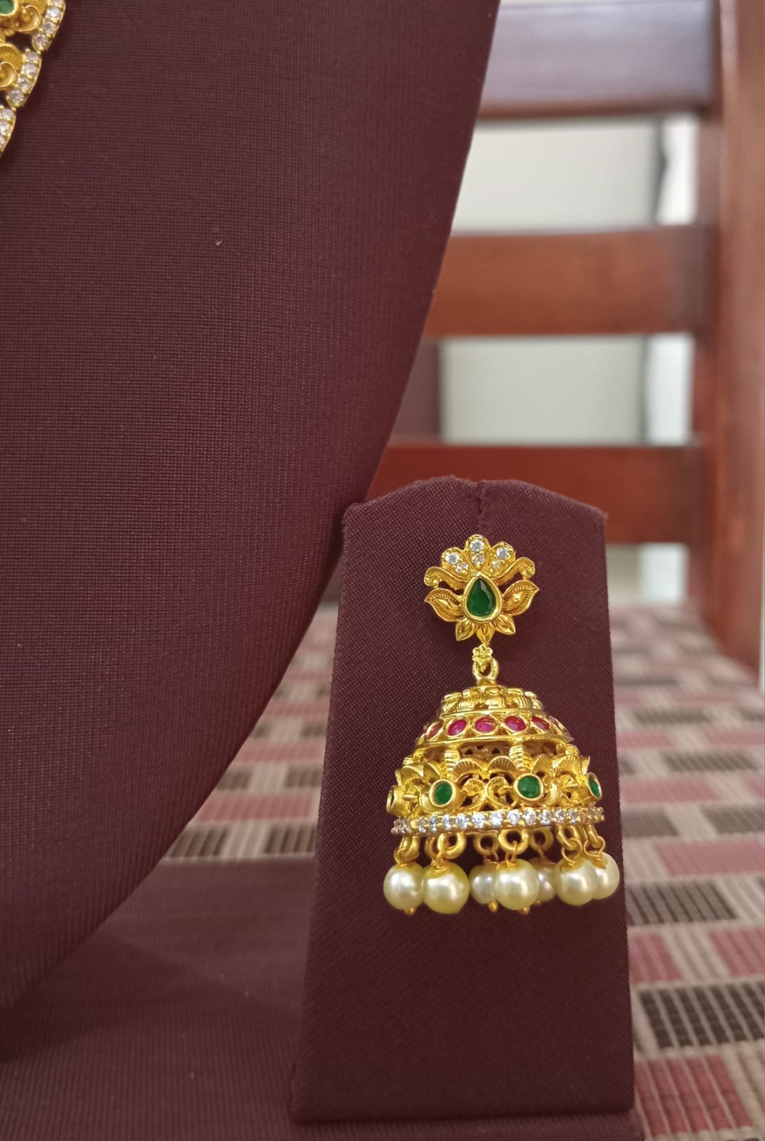 gold-polish-antique-design-ad-stone-haram-set