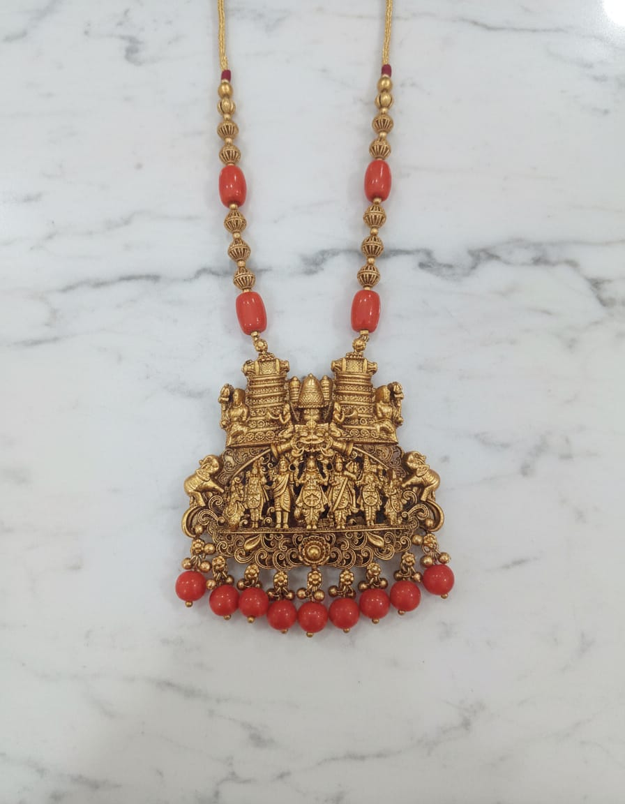 antique-finish-mumurti-and-deivas-dollar-haram-set