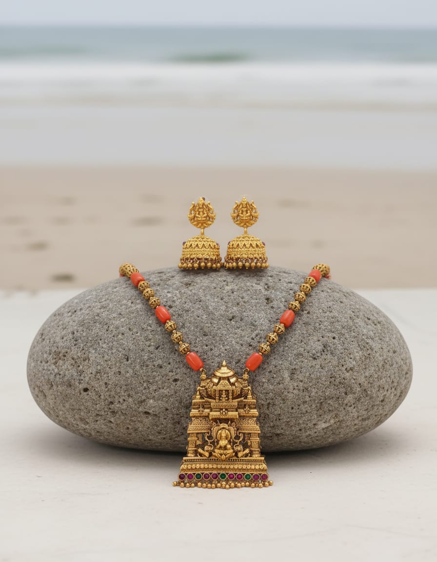 antique-mahalaxmi-gopuram-pendant-haram-set