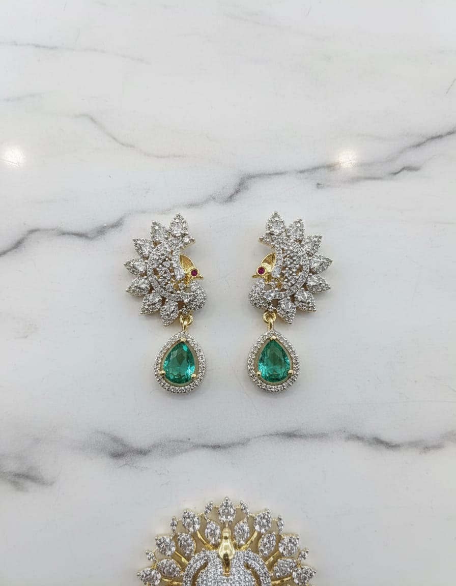 gj-polish-ad-stone-celeste-green-peacock-design-dollar-invisible-chain