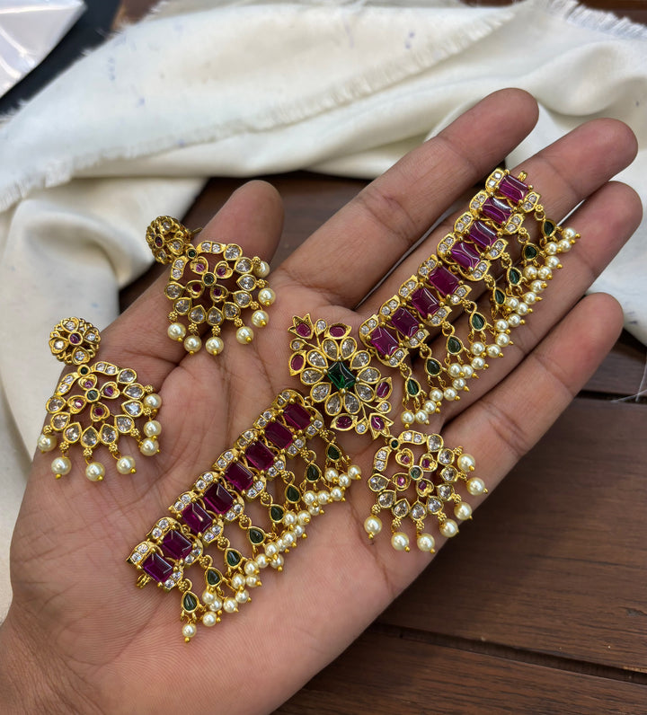 Kemp Stone Gold Finish Choker Set