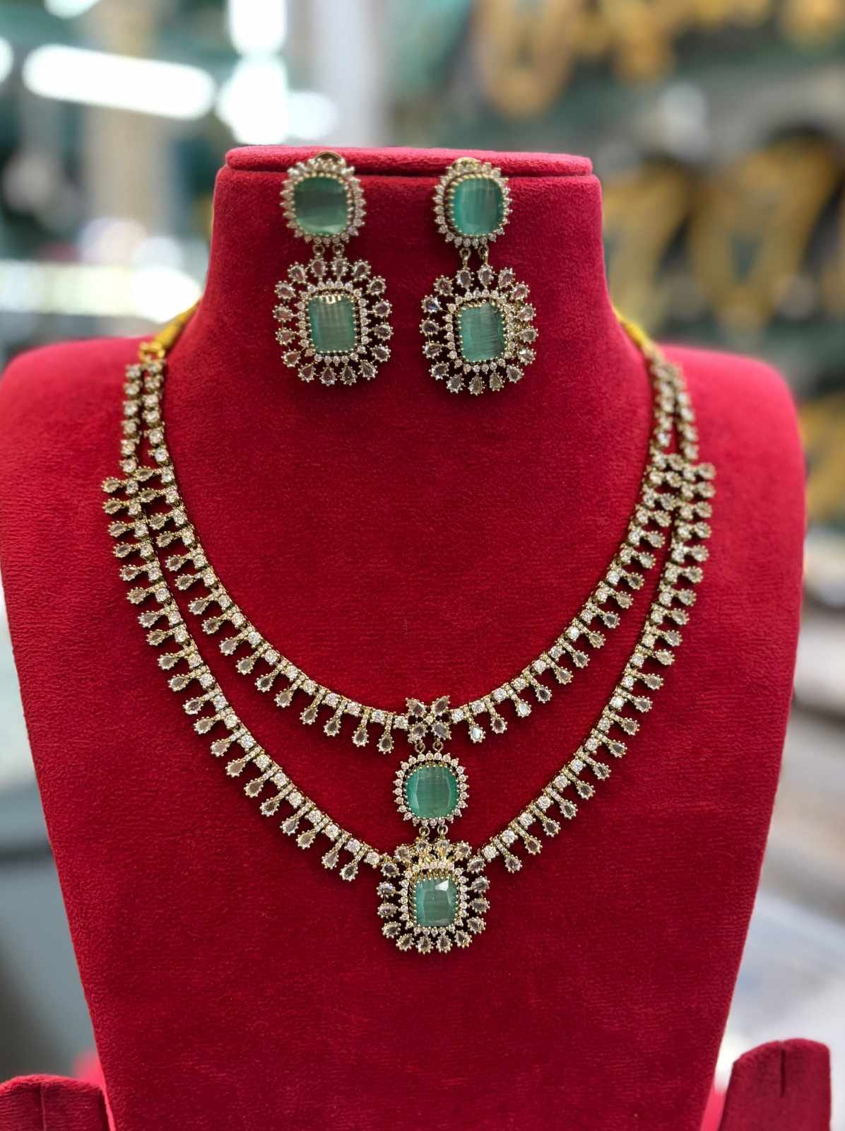 mehndi-polish-ad-stone-two-layer-mid-haram-set