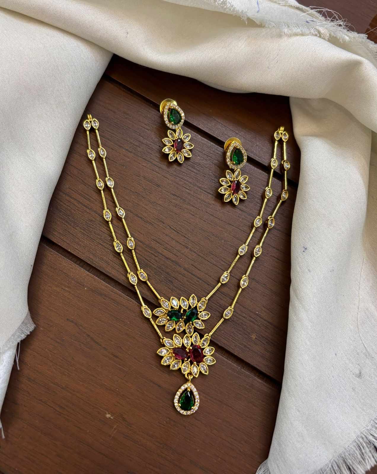 ad-stone-gold-finish-two-layer-necklace-set