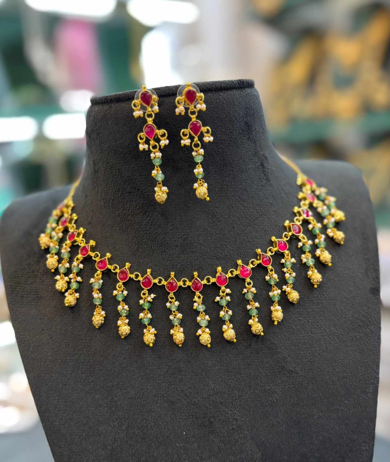 gold-finish-kemp-stone-beads-necklace-set