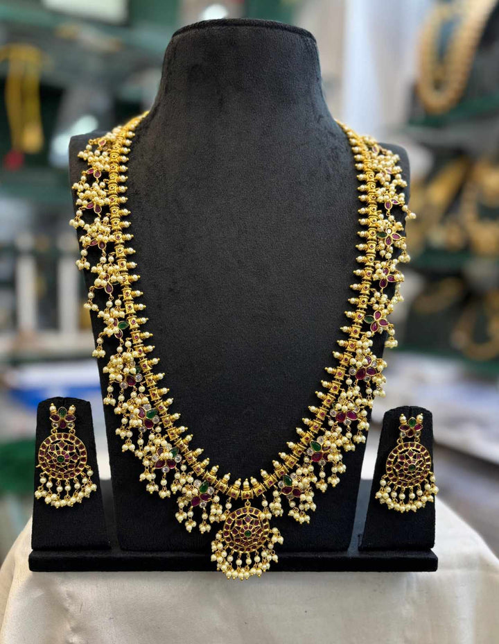 Kemp Stone Gold Finish Haram Set