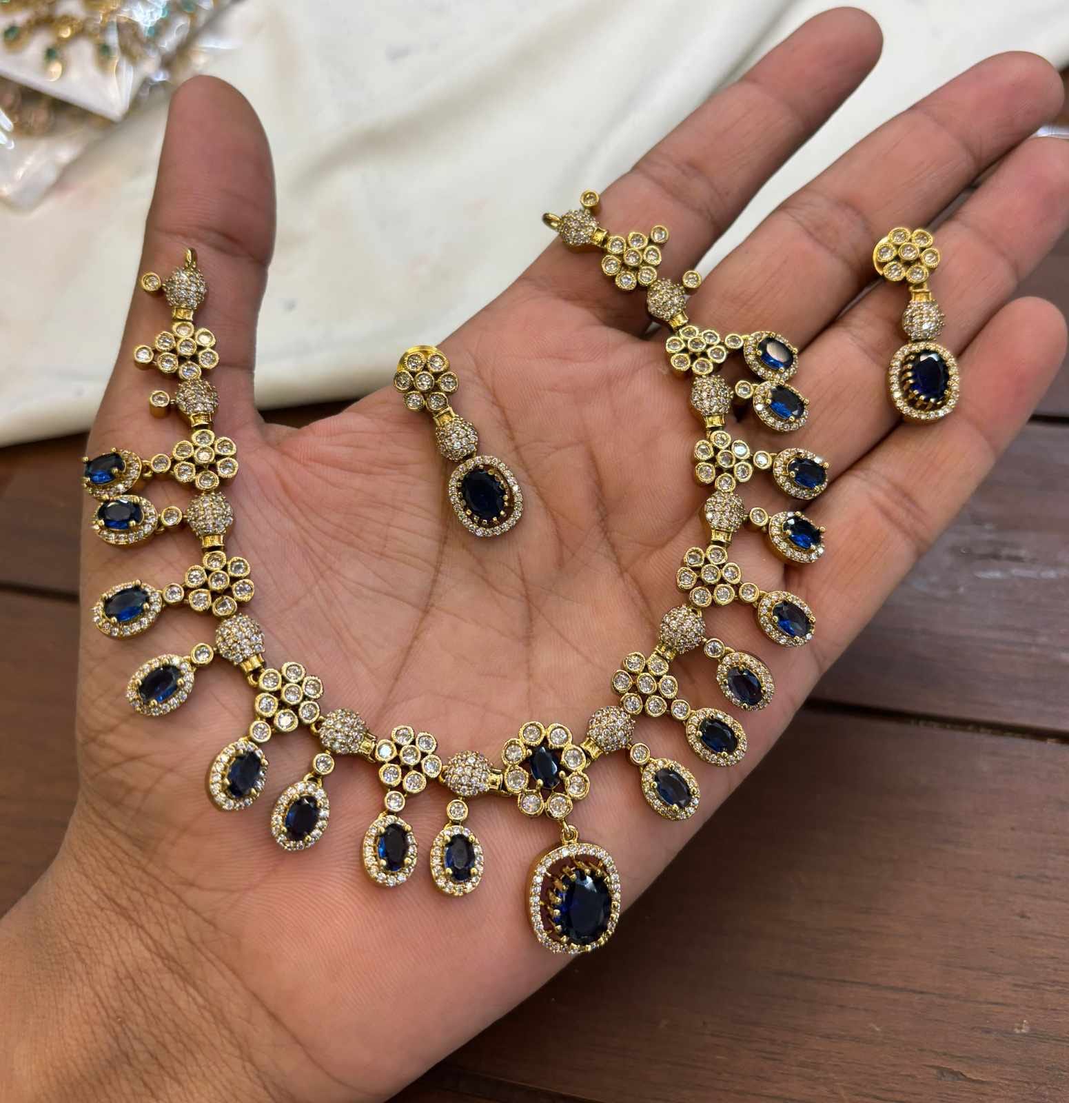 gold-finish-ad-stone-necklace-set