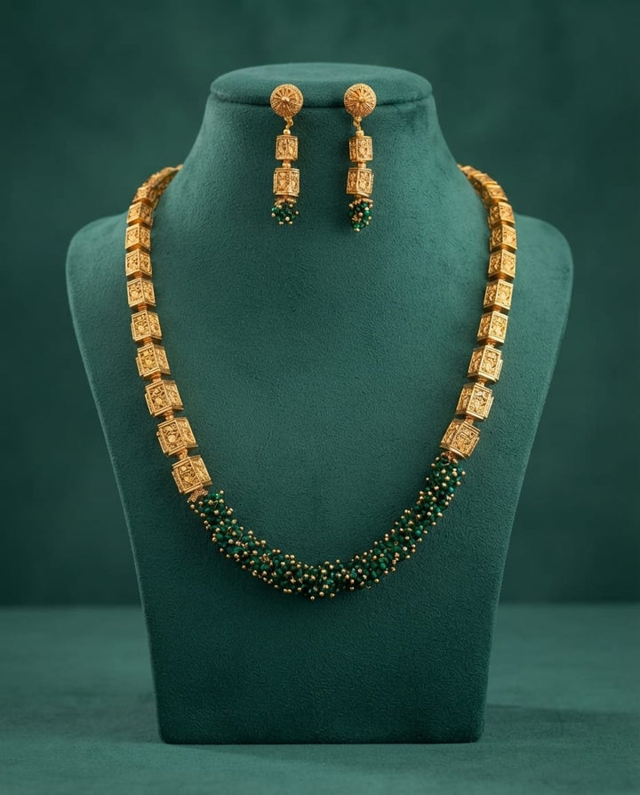Matt Finish Gold Polish Green Crystal Beads Haram