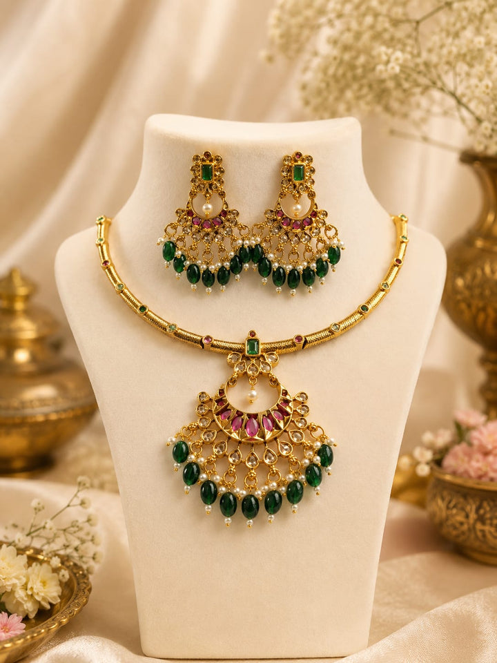 Gold Finish Kemp Necklace Set