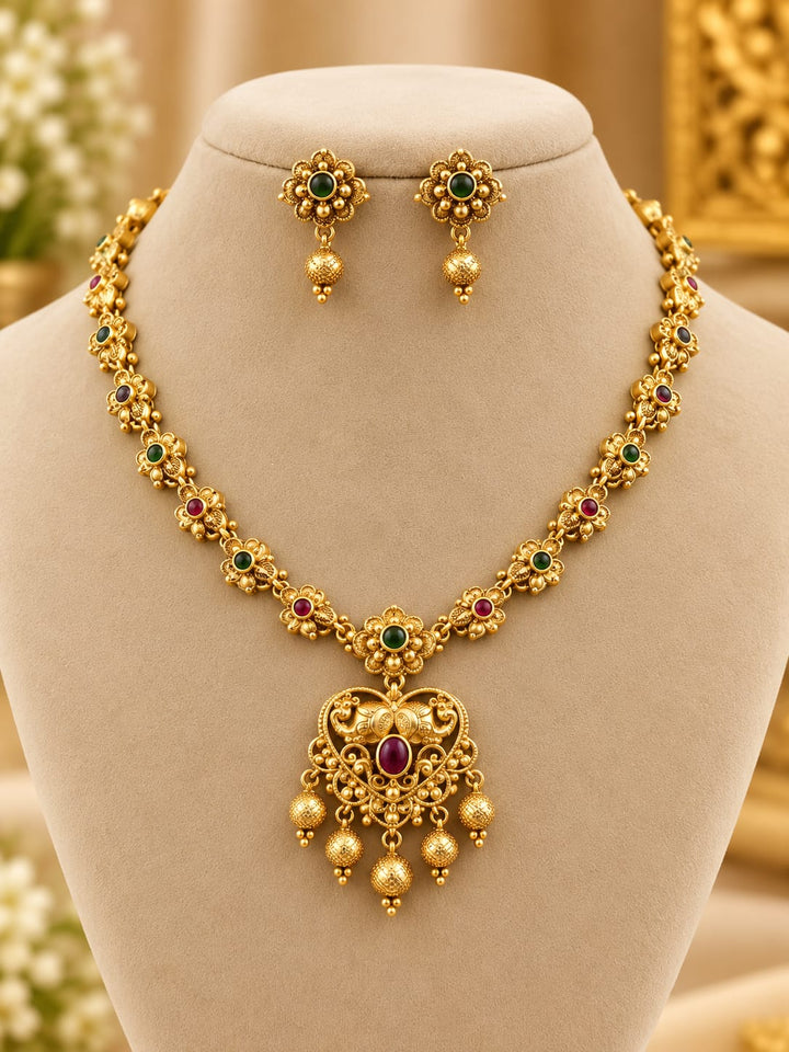 Antique AD Stone Necklace Set