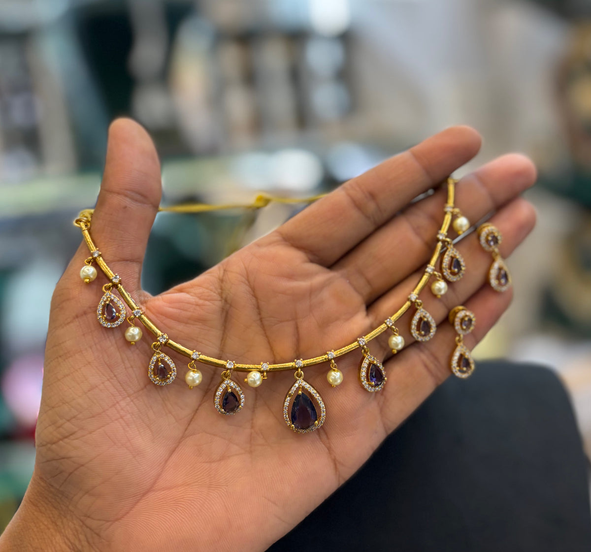 gold-finish-ad-stone-necklace-with-pearl-beads