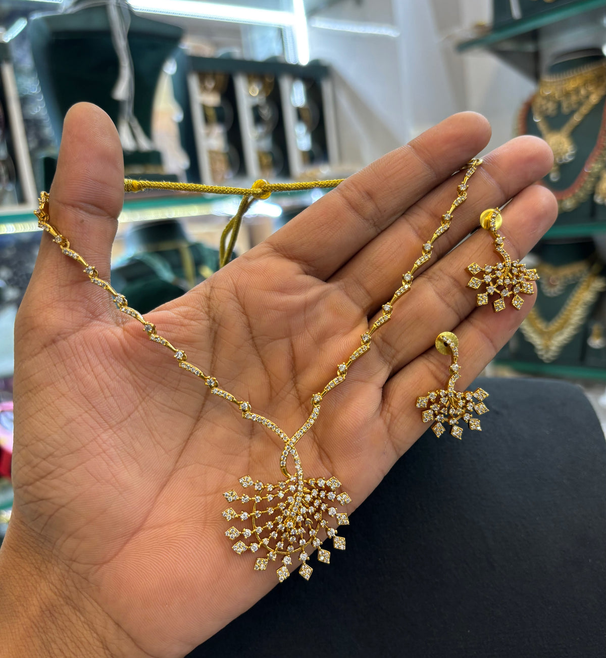 gold-finish-ad-stone-designer-necklace-set