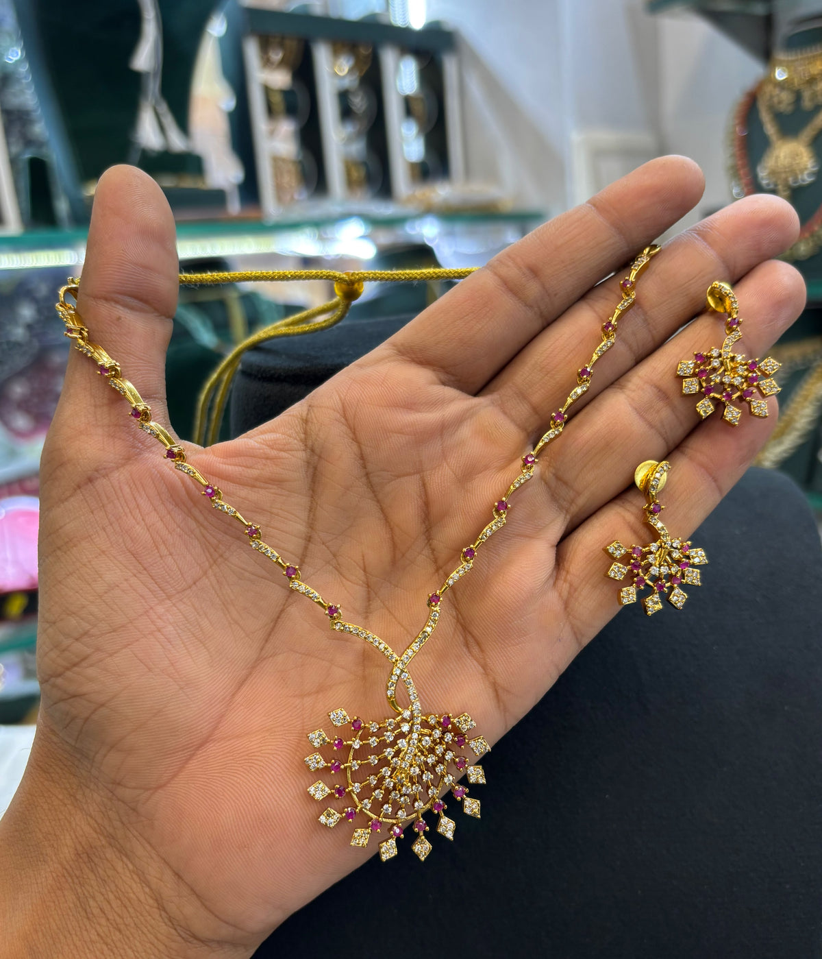 gold-finish-ad-stone-designer-necklace-set