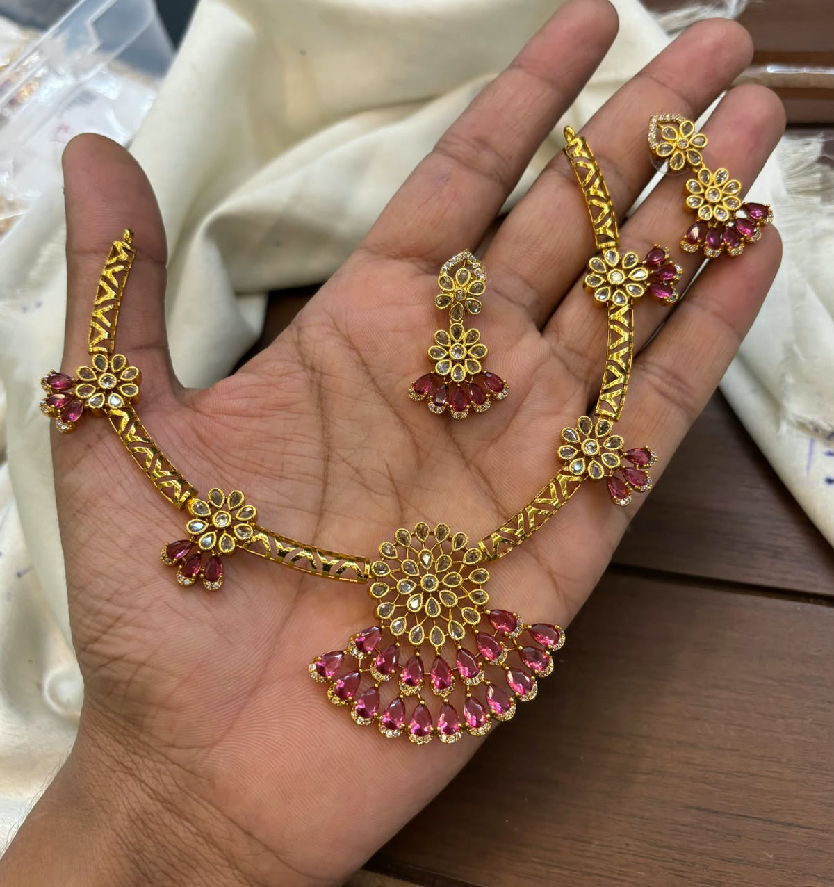 ad-stone-matt-finish-necklace-set