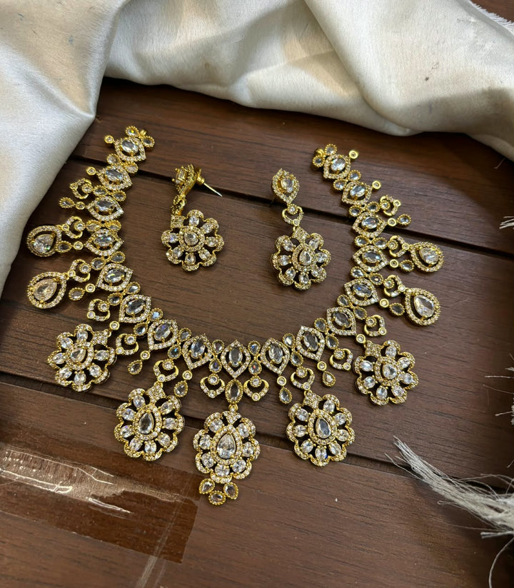 Mehndi Polish AD Stone Necklace Set