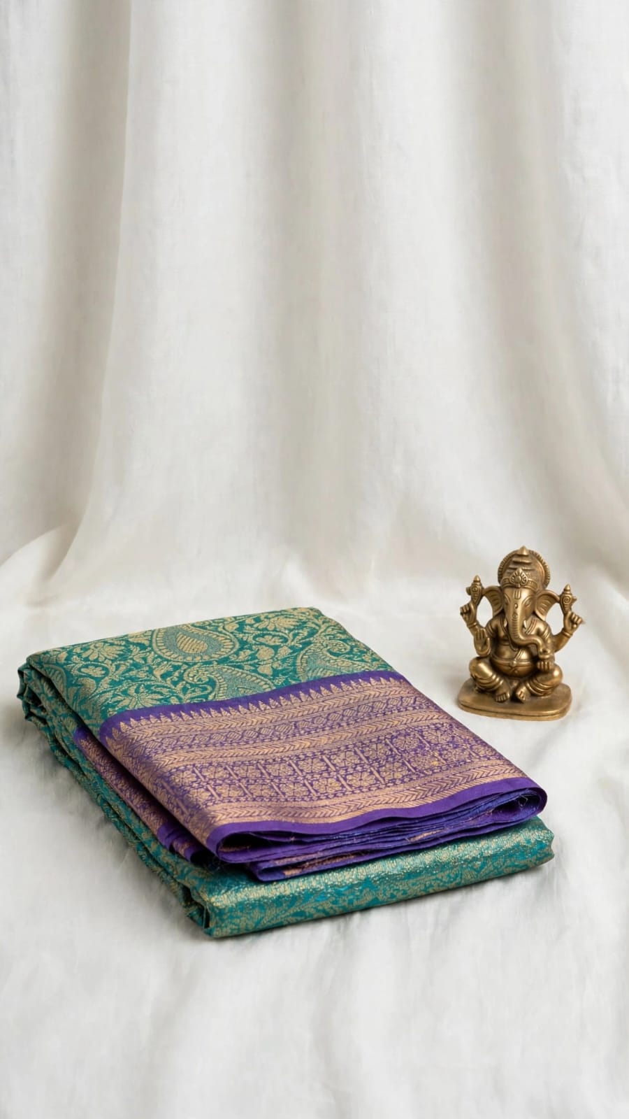 blue-and-purple-celebrity-silk-saree