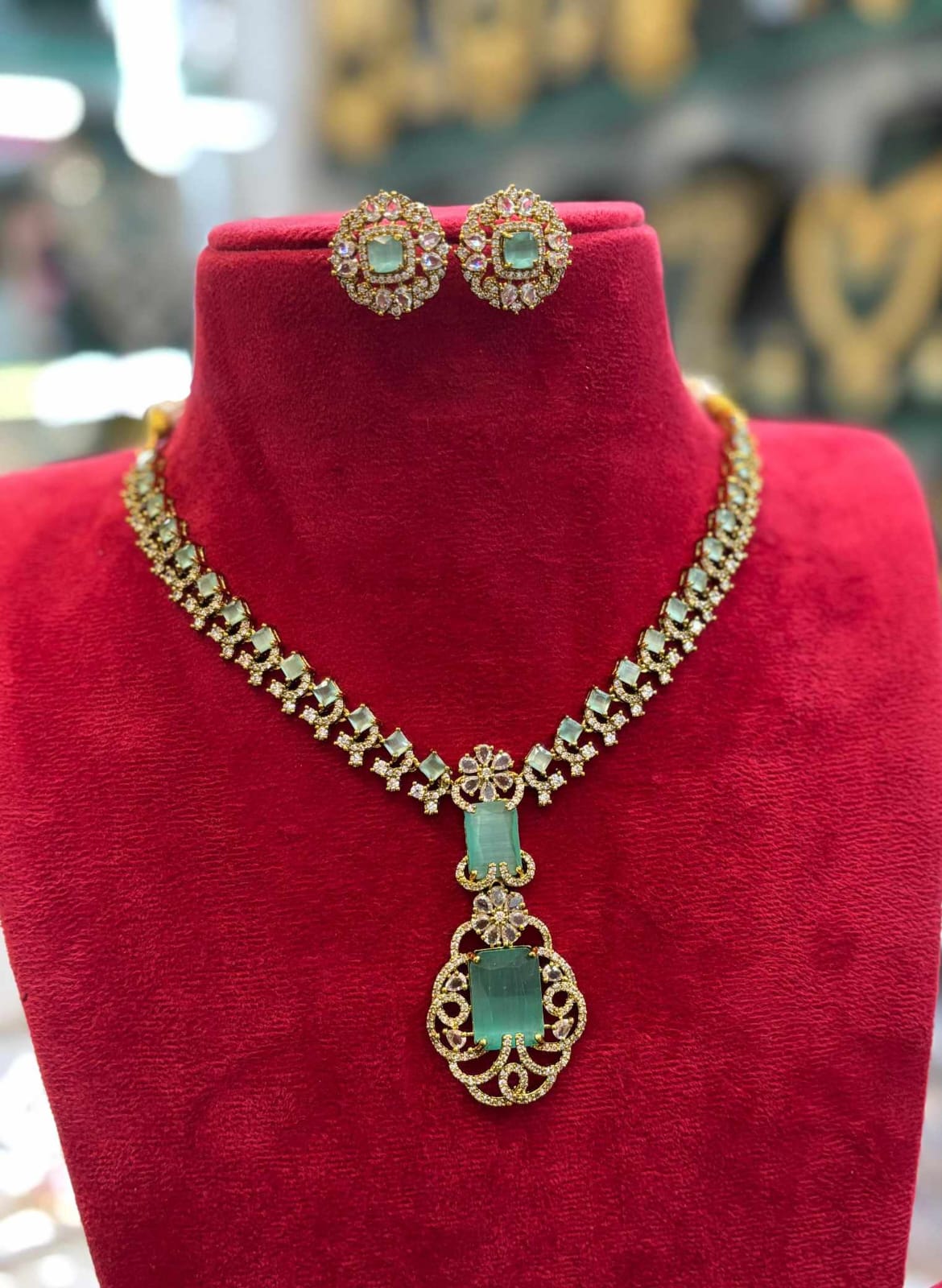 ad-stone-necklace-set