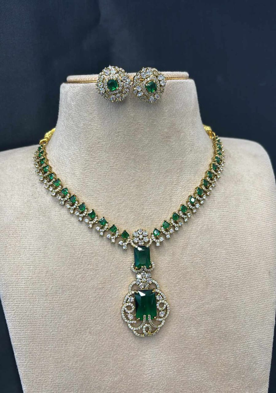 ad-stone-necklace-set