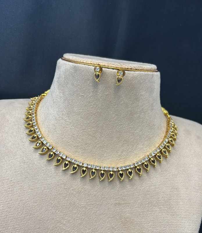 ad-stone-manga-design-necklace-set