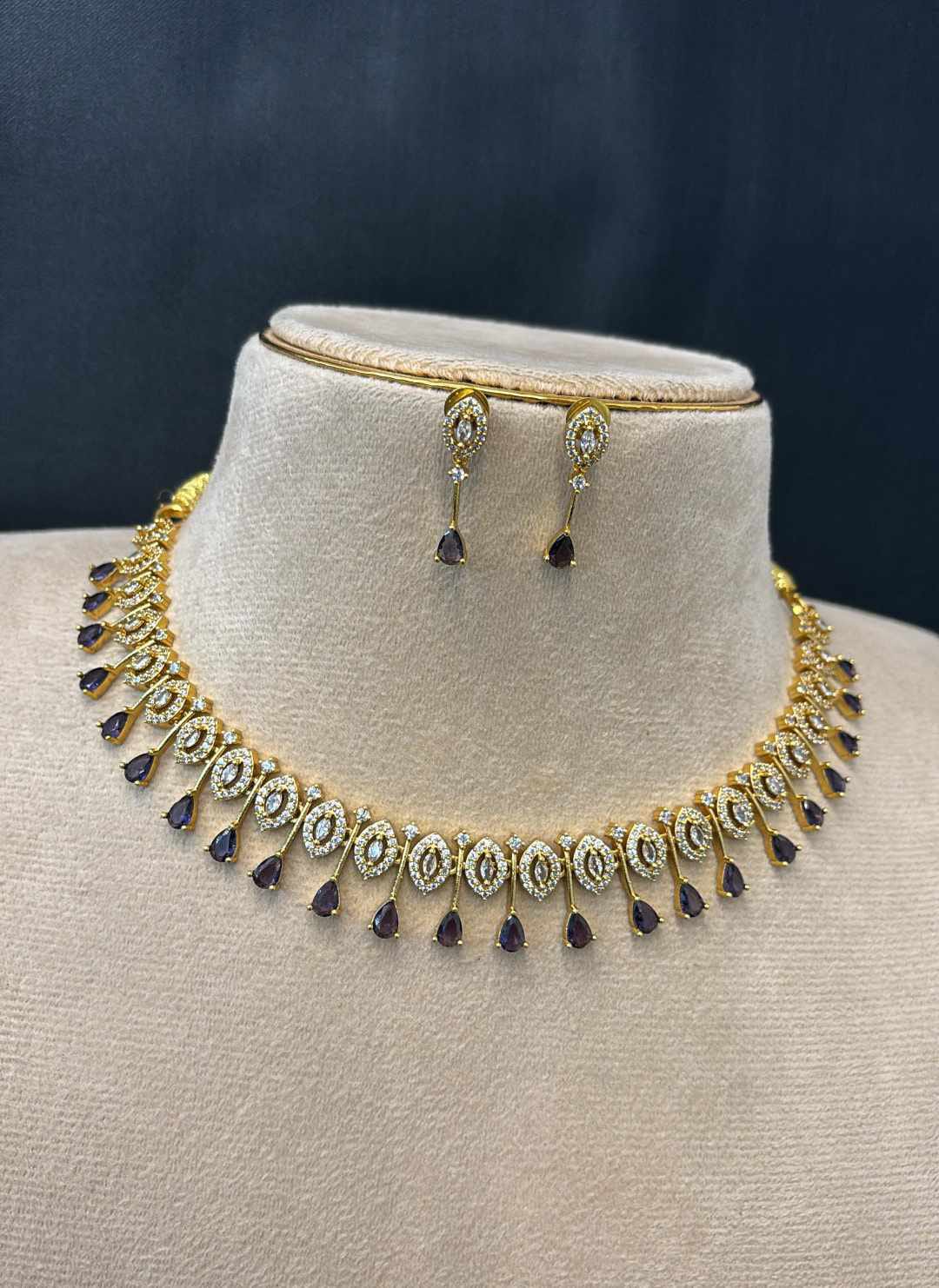 ad-stone-necklace-set