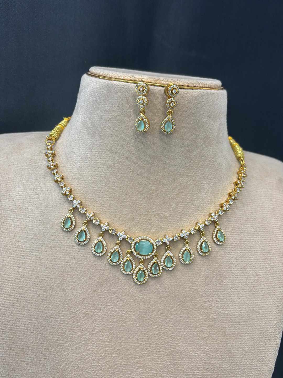 gj-polish-ad-stone-necklace-set