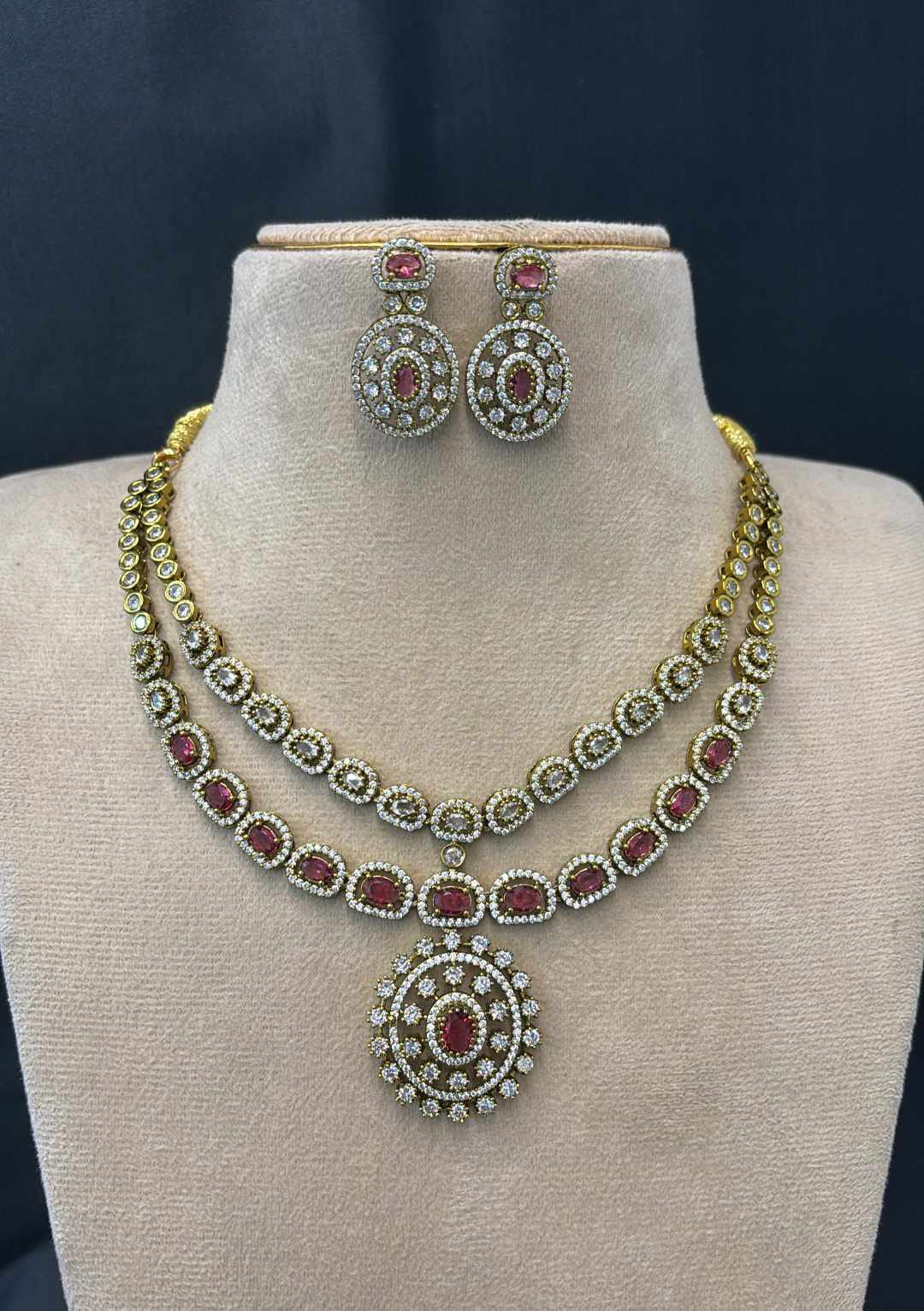 mehndi-polish-ad-stone-necklace-set
