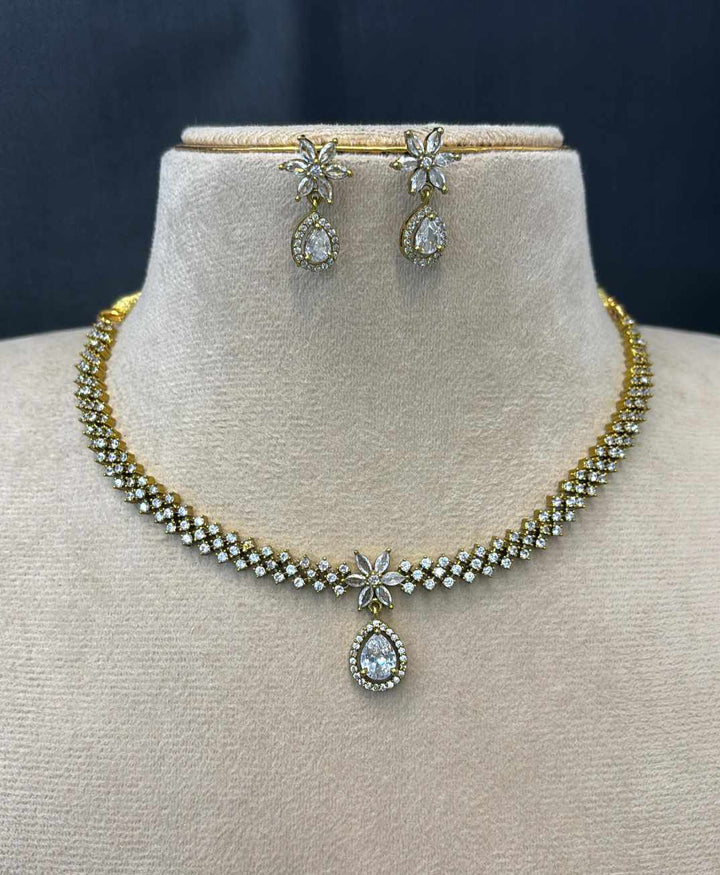 GJ Polish AD Stone Necklace Set