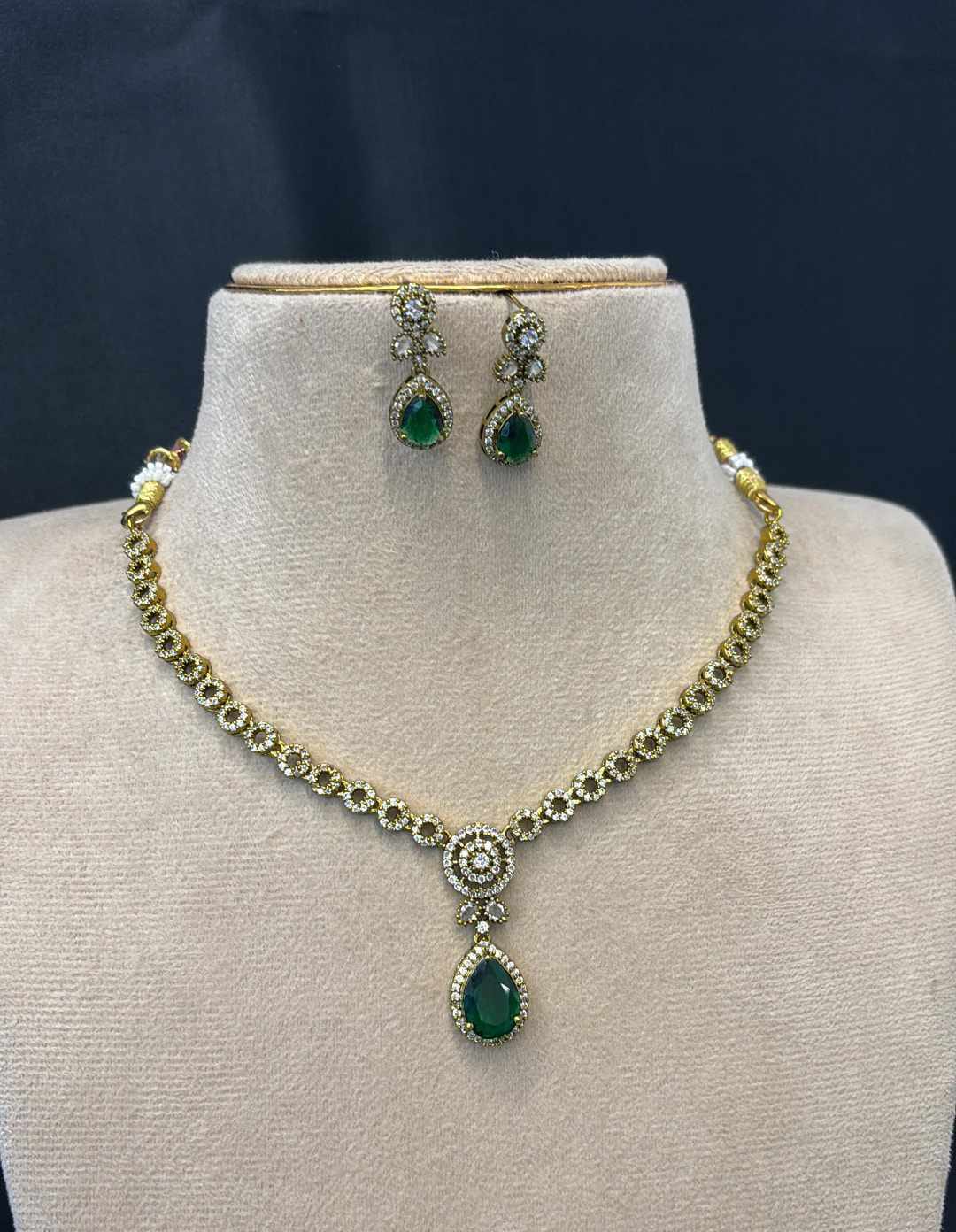 gold-finish-ad-stone-necklace-set