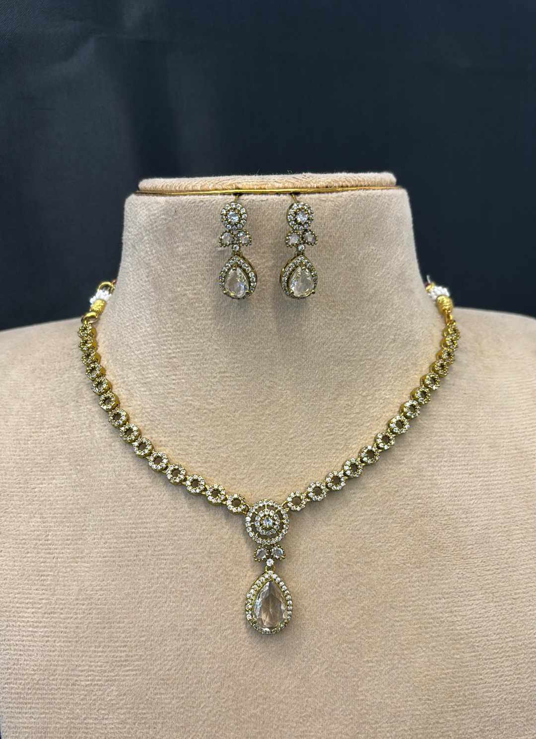 gold-finish-ad-stone-necklace-set