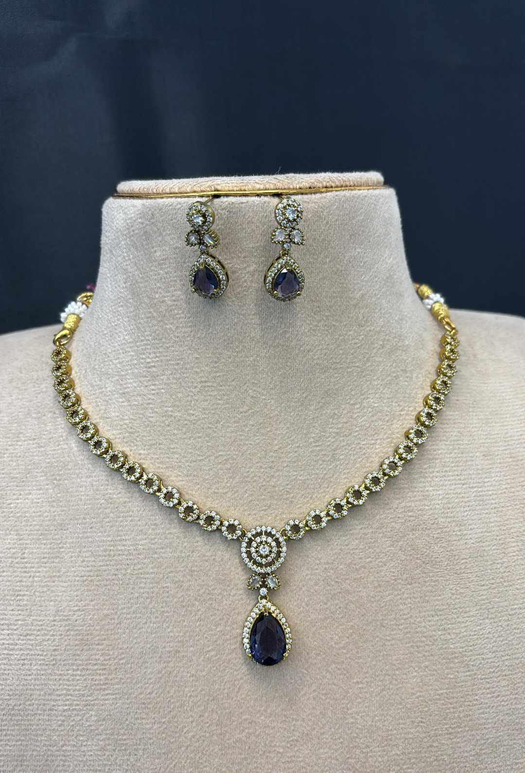 gold-finish-ad-stone-necklace-set