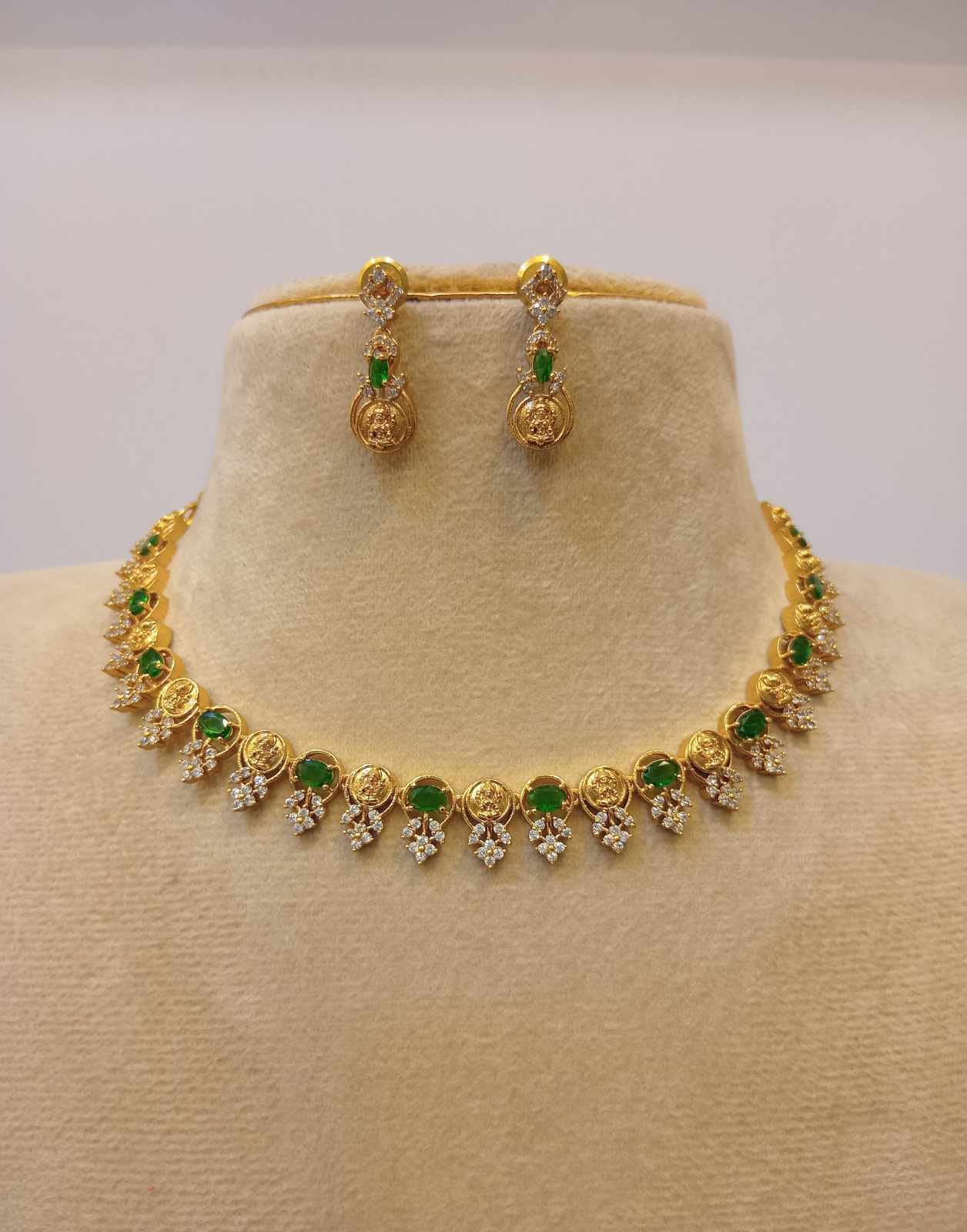 ad-stone-matt-finish-necklace-set