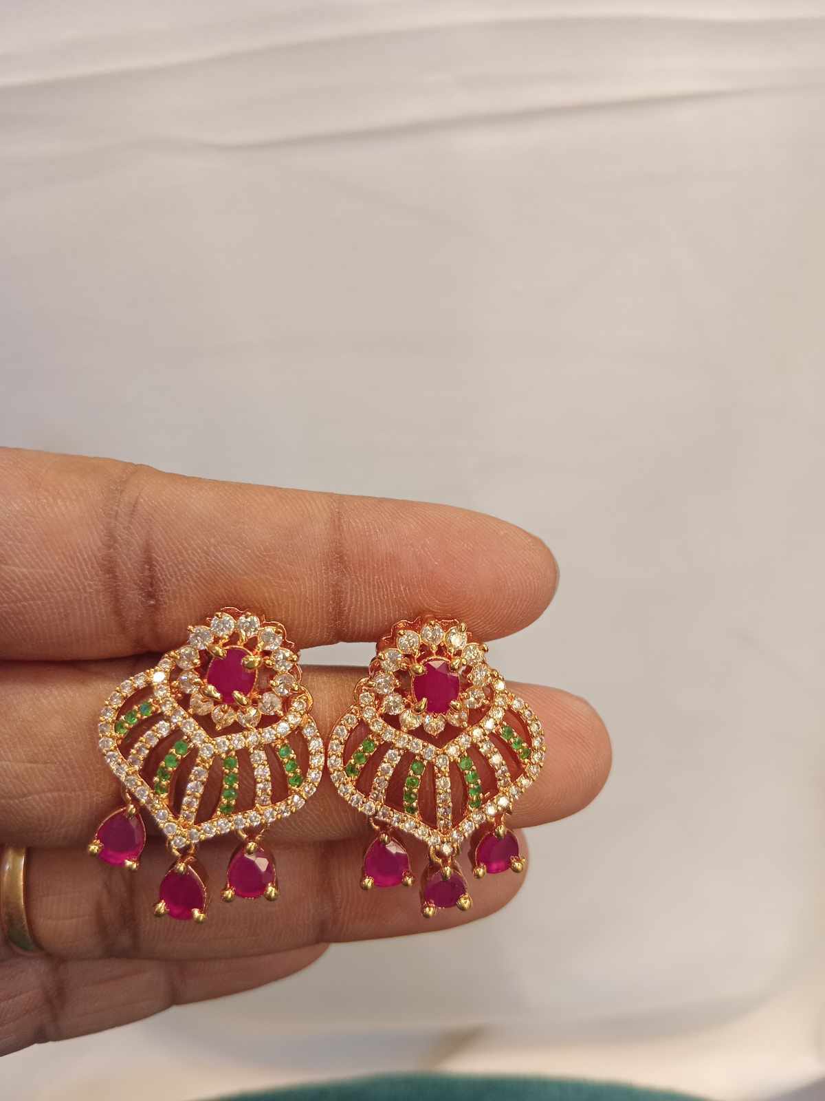 ad-stone-gold-finish-earrings