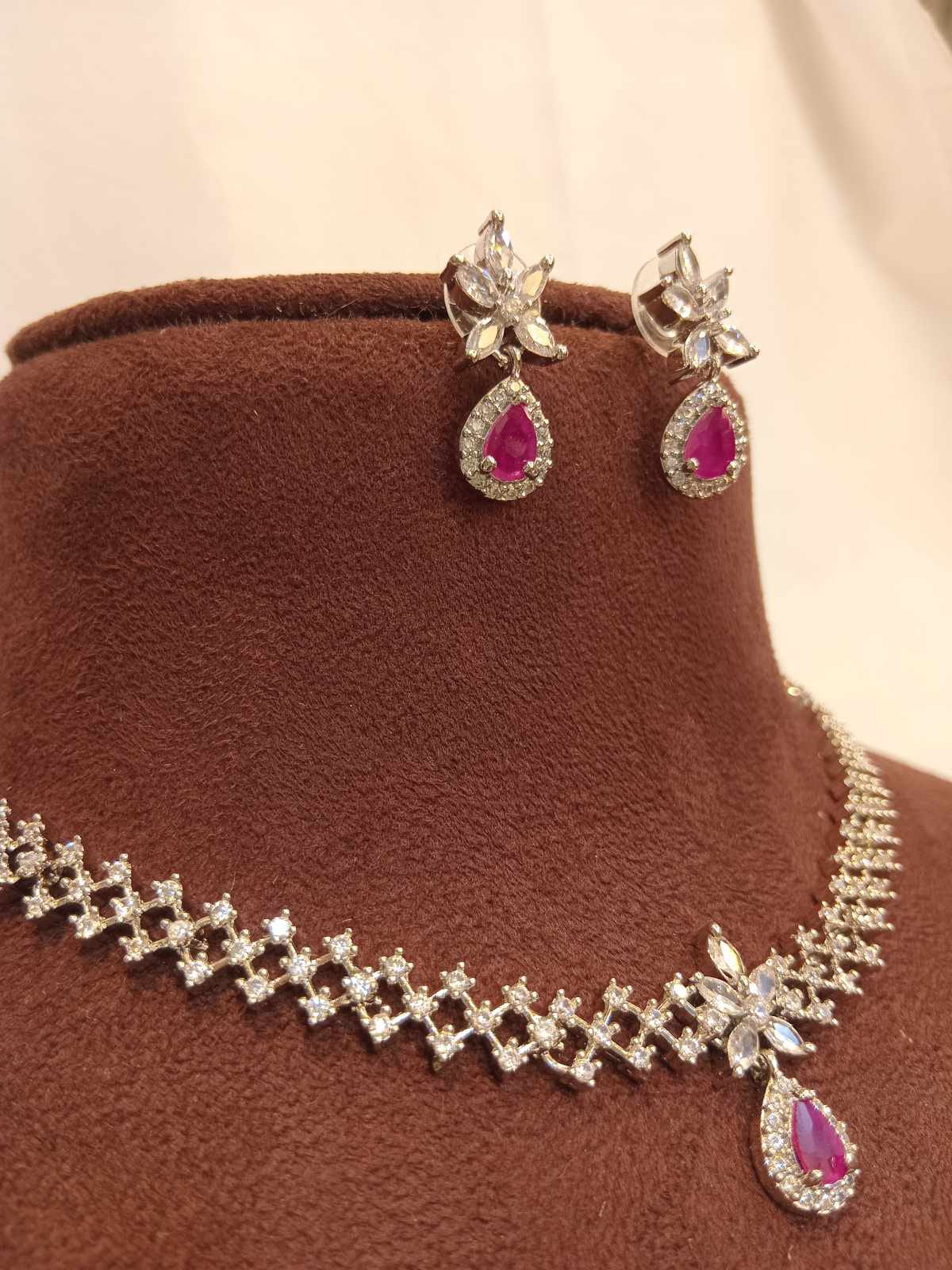 silver-polish-ad-stone-necklace-set