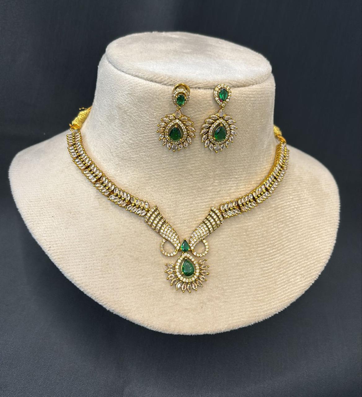 ad-stone-necklace-set