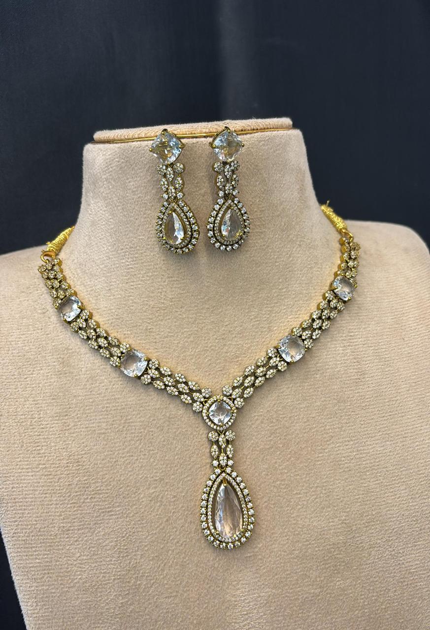 ad-stone-mehndi-polish-necklace-set