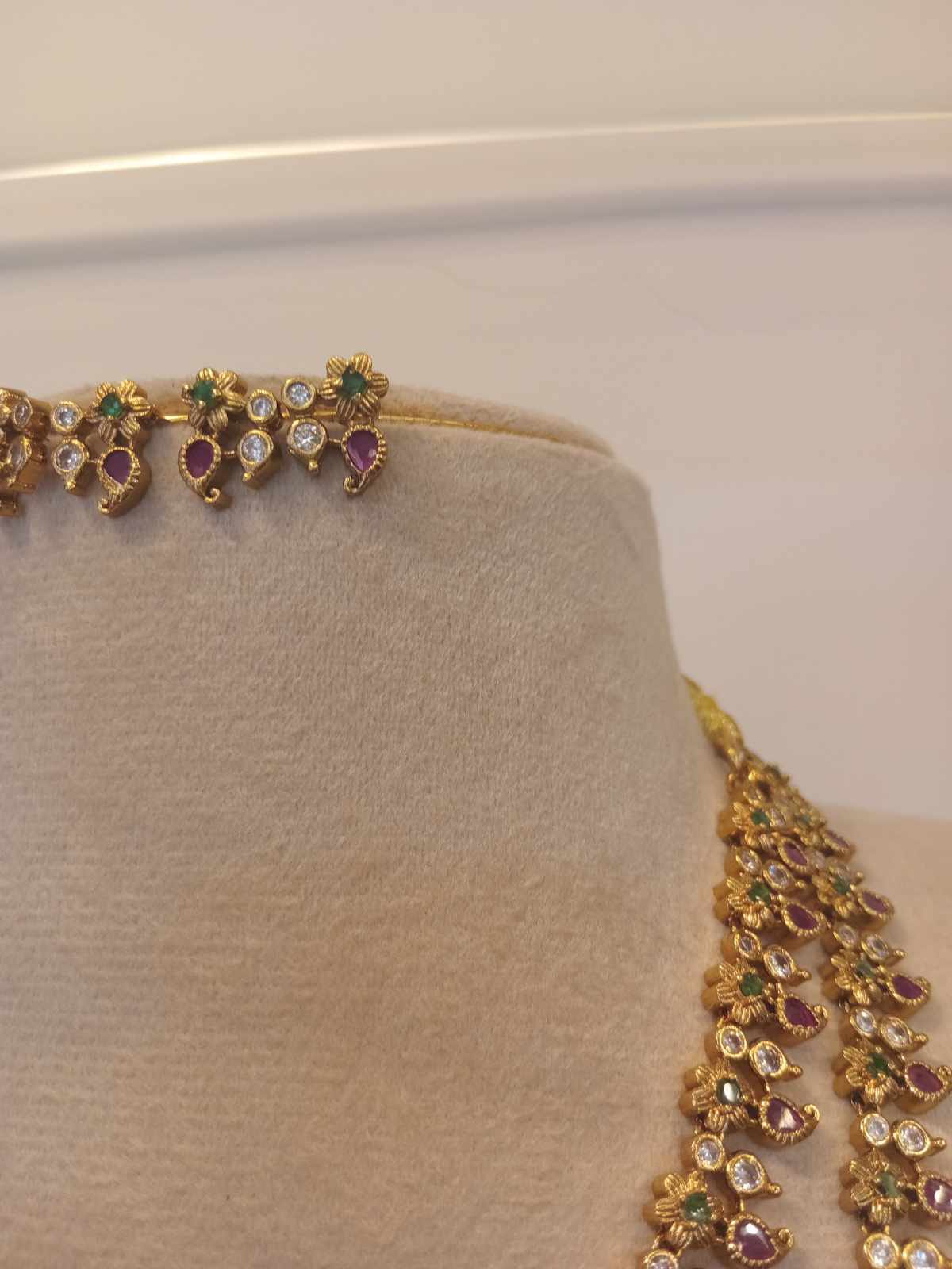 matt-finish-ad-stone-haram-and-necklace-combo-set