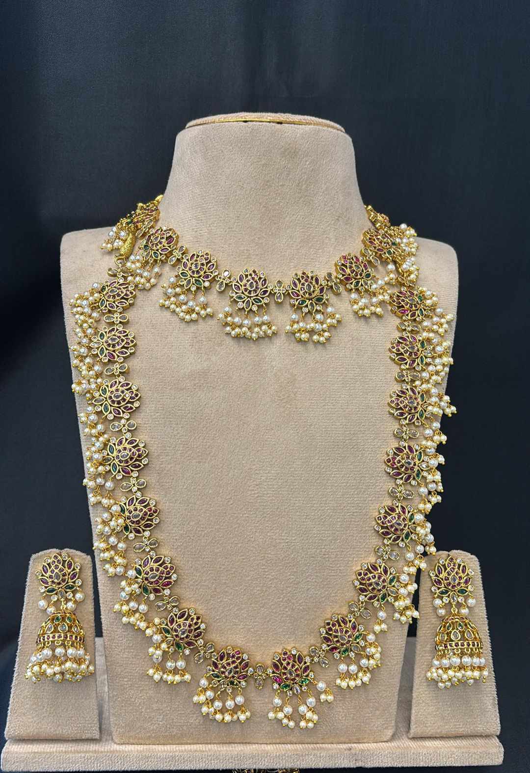 kemp-stone-guttapusullu-necklace-and-haram-set