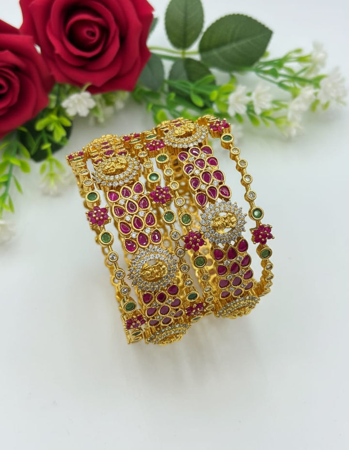 Gold Finish Kemp Stone 6 Piece Bangles Set