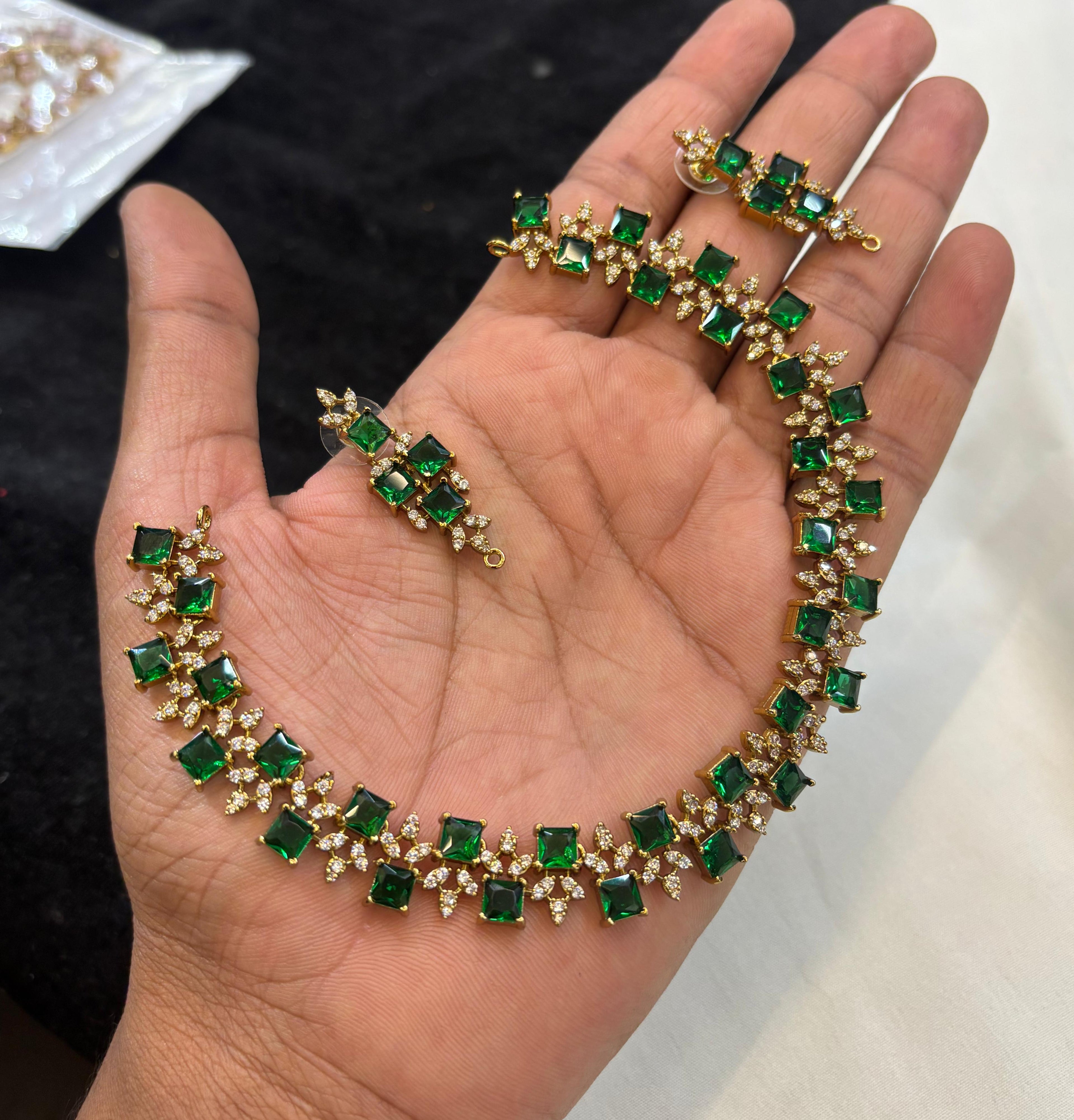 ad-stone-necklace-set