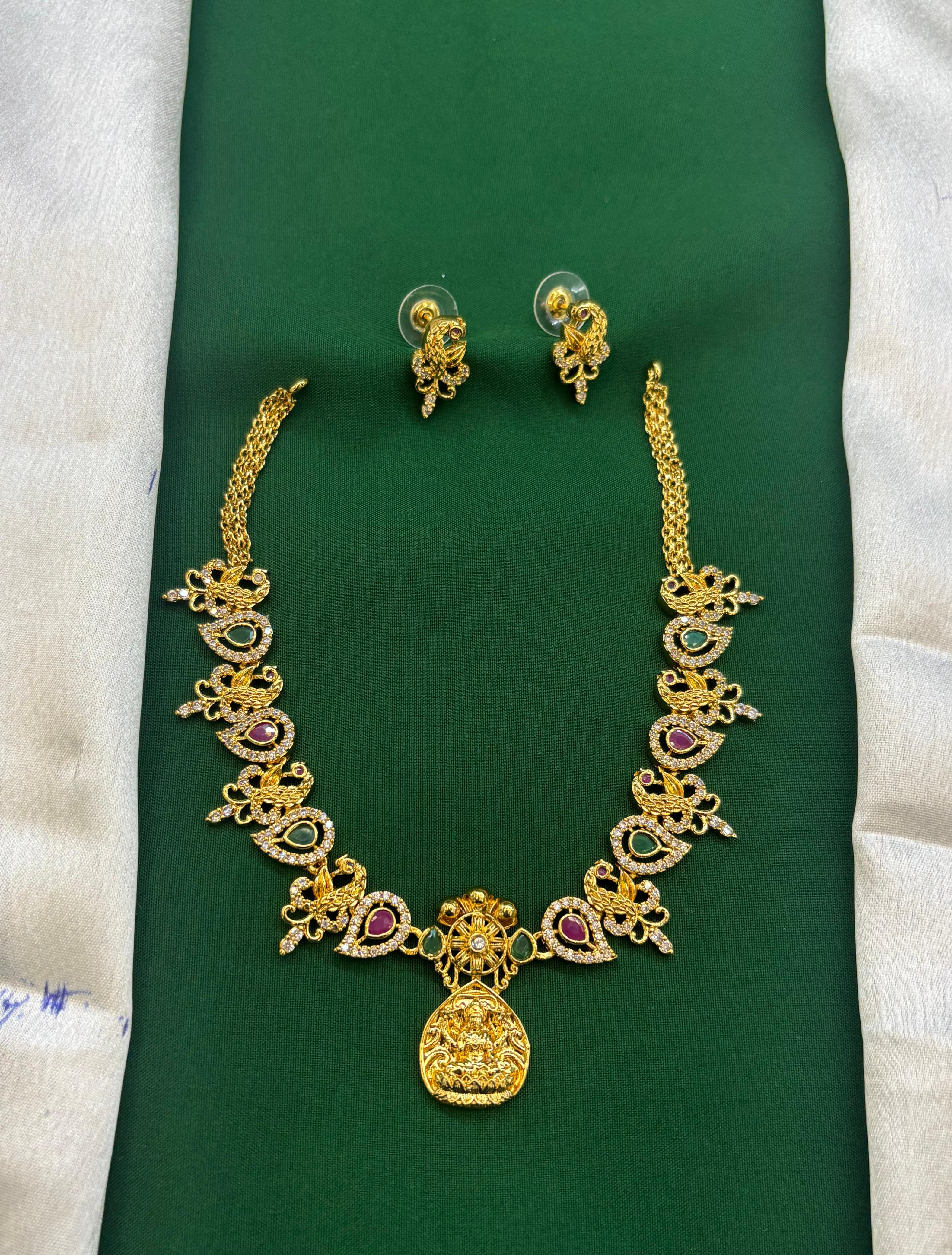 matt-finish-ad-stone-necklace-set