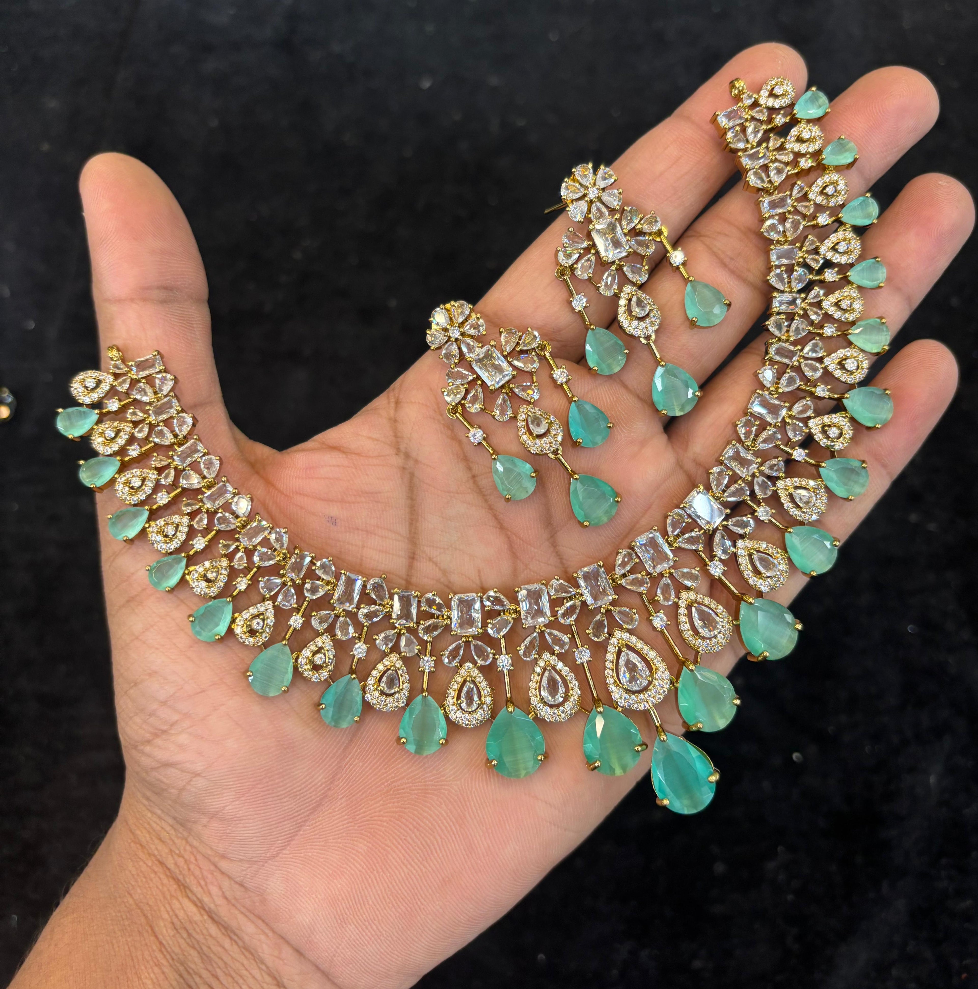 mehndi-polish-ad-stone-necklace-set