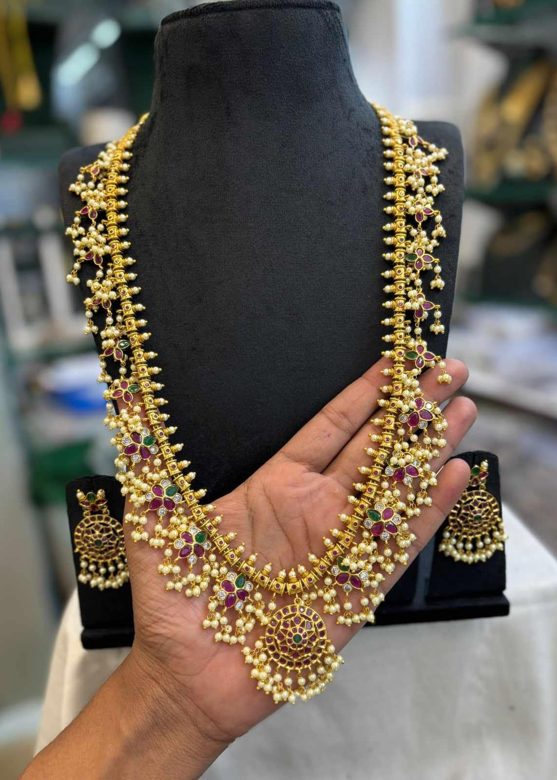 kemp-stone-gold-finish-haram-set
