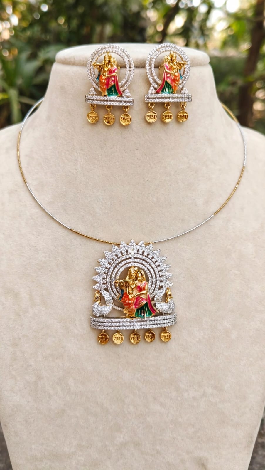 gj-polish-ad-stone-kalamkari-radhe-krishna-pendant-invisible-dollar-chain