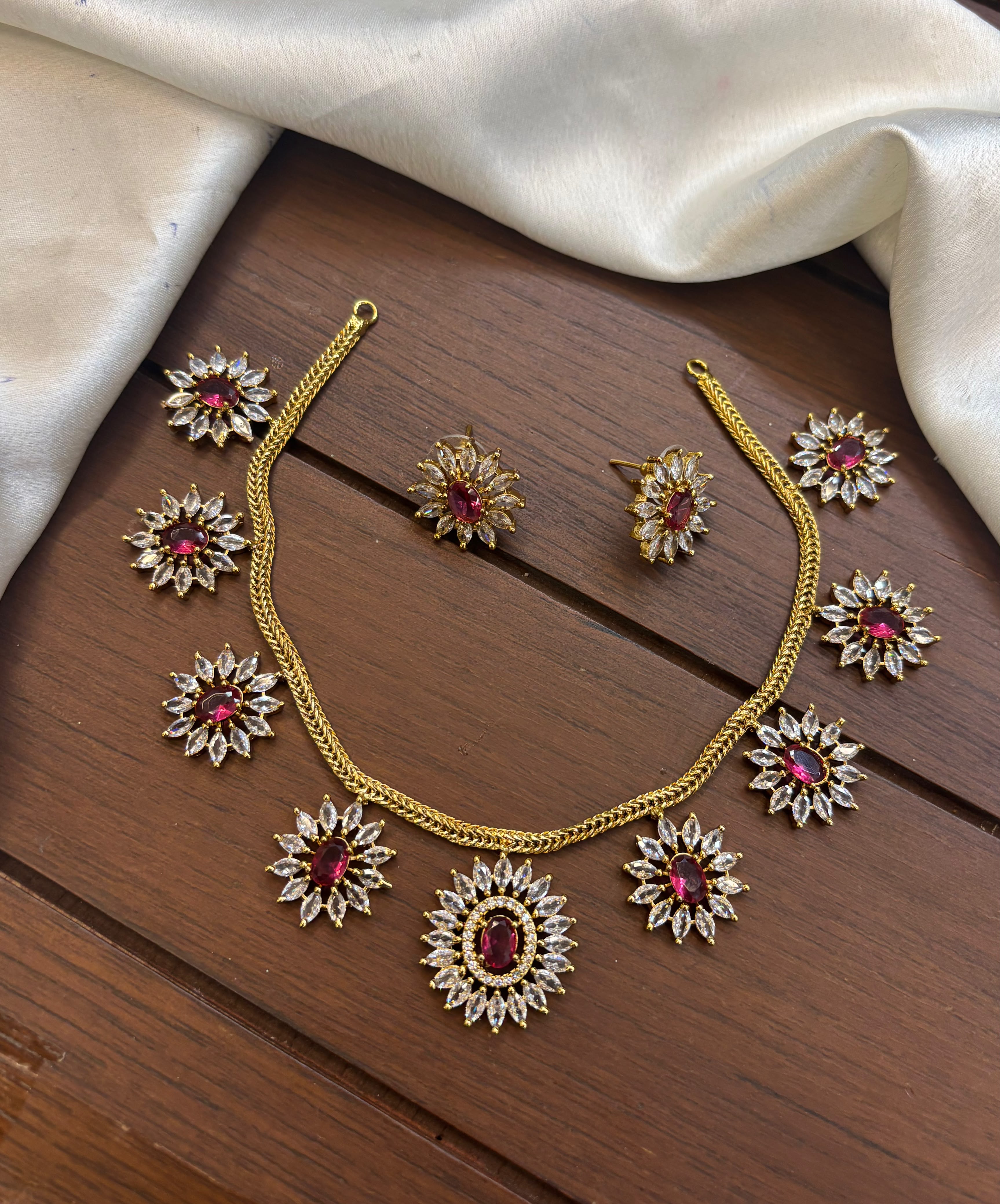 adstone-necklace-set