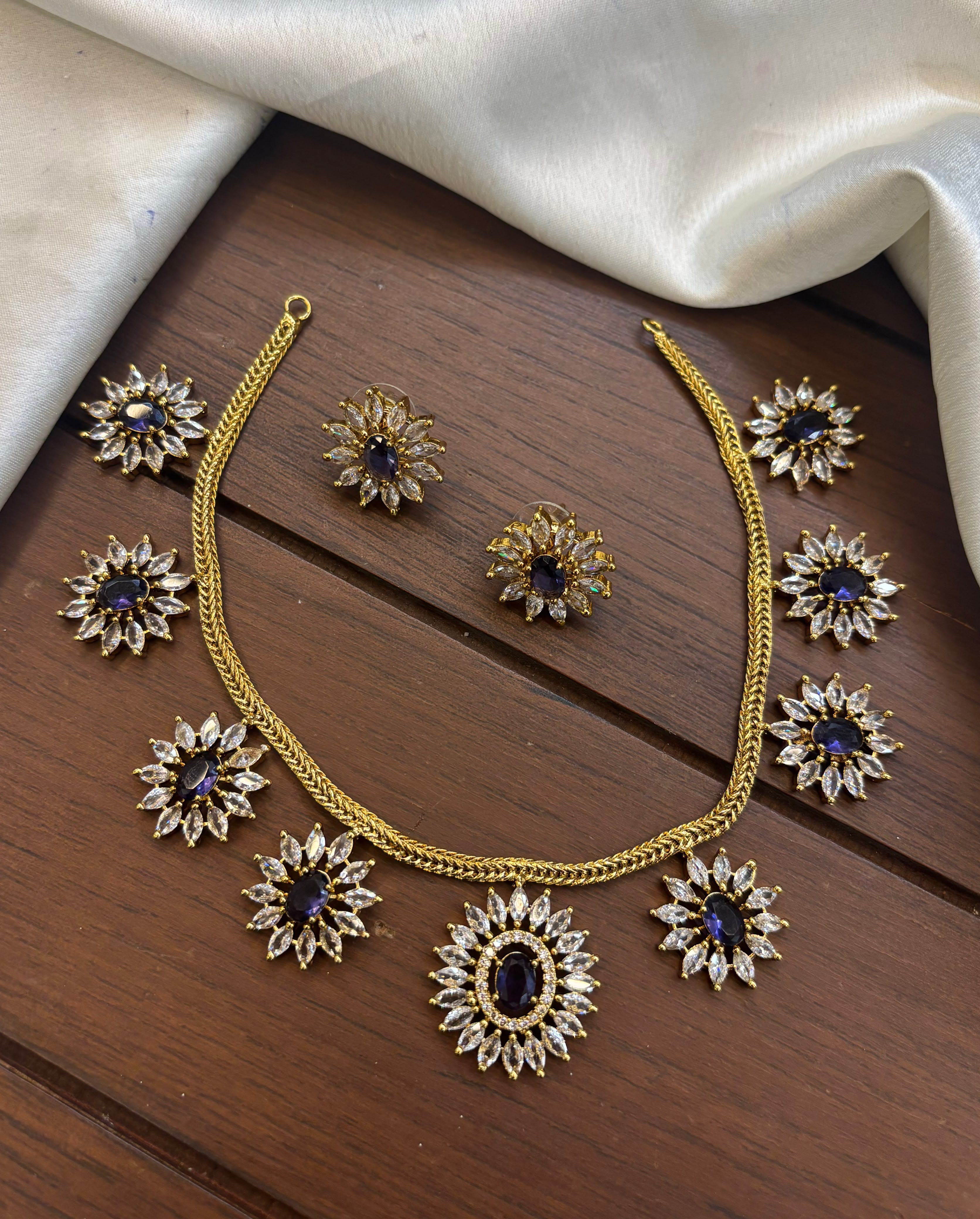 adstone-necklace-set